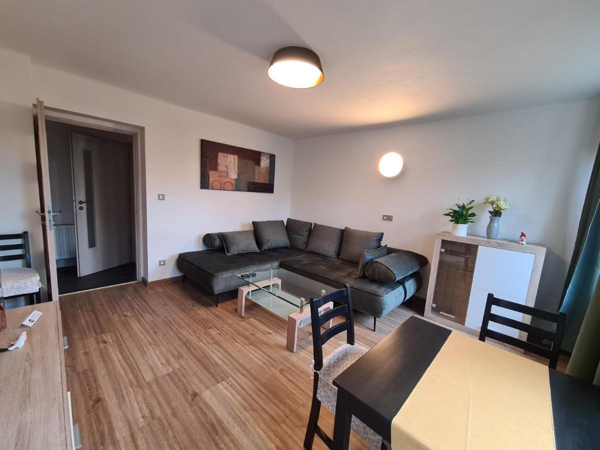 Apartman U Labe Nymburk Bagian luar foto